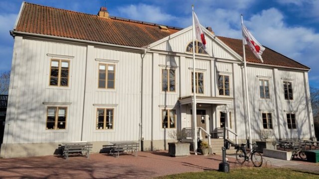 Skälby gård