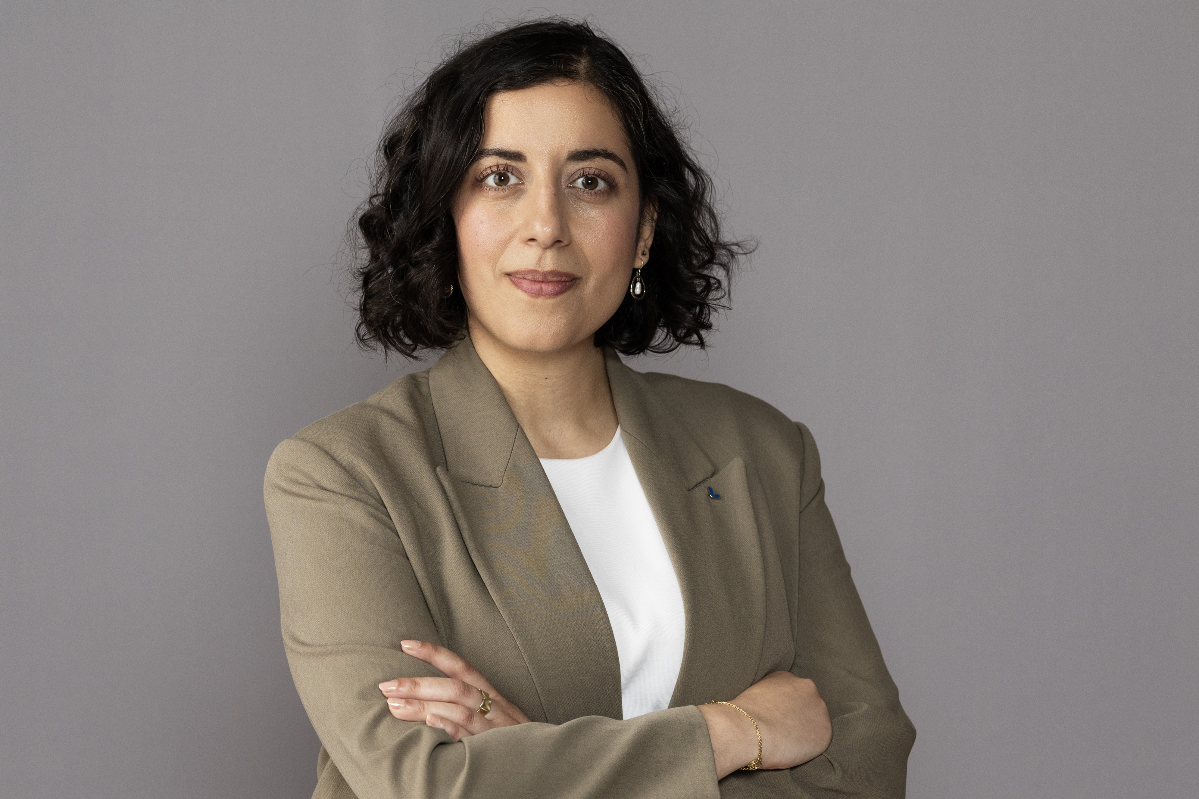 Porträttbild på Simona Mohamsson.