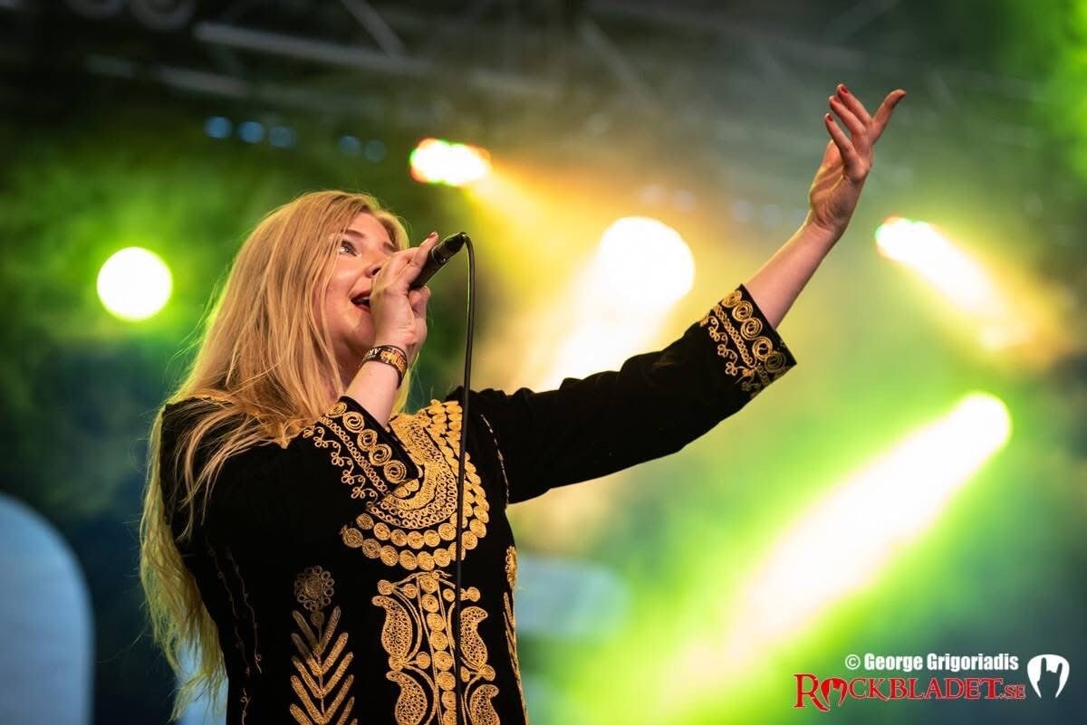 Frida i Spiral Skies.